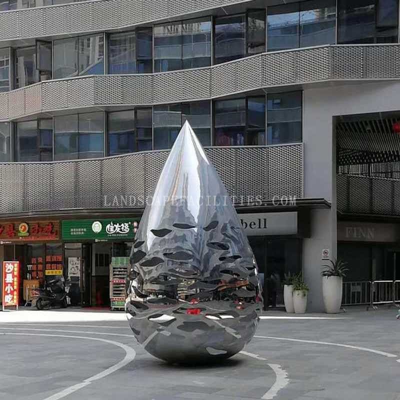 What are the environmental impacts of stainless steel sculpture materials?(pic1)